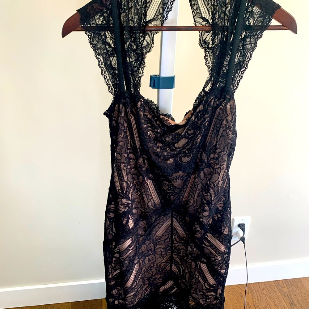Fitted lace dress